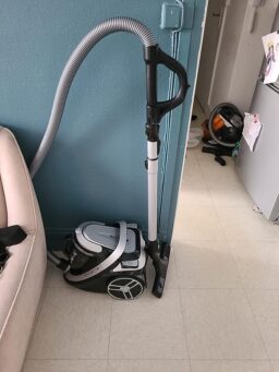 image client 1 Aspirateur sans Sac Rowenta Silence Force Cyclonic Home et Car Pro