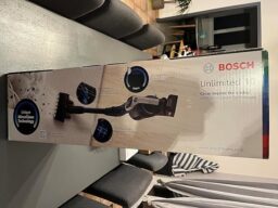 image client 1 Aspirateur Balai sans fil Bosch Unlimited 9 BBS921TBA