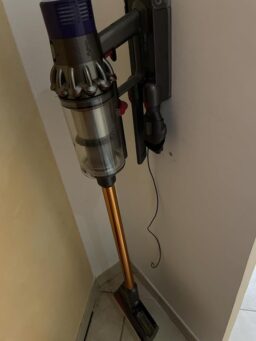 image client 1 Aspirateur sans fil Dyson Cyclone V10 Absolute