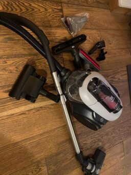 image client 1 Aspirateur sans Sac Electrolux Animal 500 EL51A2UG