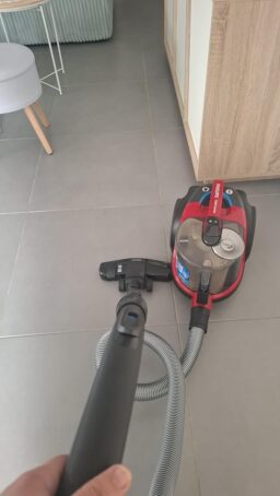 image client 1 Aspirateur sans Sac Philips PowerPro Expert FC9729-09