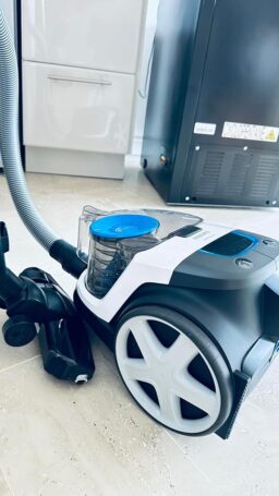 image client 1 Aspirateur sans Sac Philips Série 2000 XB2125-09