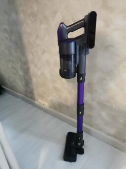 image client 1 Aspirateur Balai sans fil Redkey X18