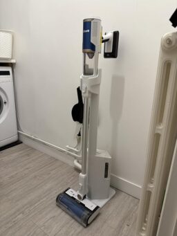 image client 1 Aspirateur sans fil Shark BU3521EU