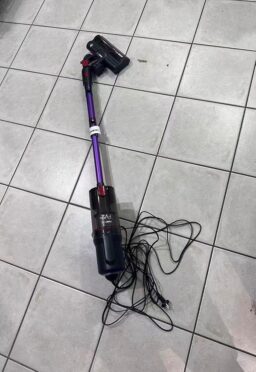 image client 10 Aspirateur Balai Famivac Fv2