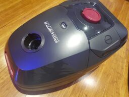image client 10 Aspirateur avec Sac Rowenta Green Force Effitech RO6189EA