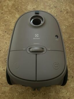 image client 2 Aspirateur avec Sac Electrolux 600 Clean EB61C3WBL