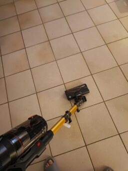 image client 2 Aspirateur Balai Famivac Fv2