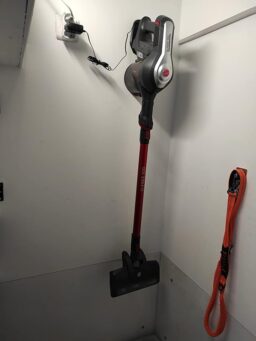 image client 2 Aspirateur Balai Hoover H Free 100 HF122GPT