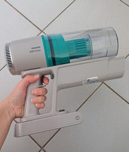 image client 2 Aspirateur Balai sans fil Philips Série 2000 XC2012-01