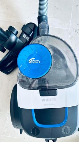 image client 2 Aspirateur sans Sac Philips Série 2000 XB2125-09