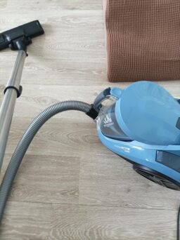image client 2 Aspirateur sans Sac Rowenta Compact Power XXL RO4871EA