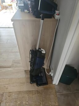 image client 2 Aspirateur Nettoyeur Filaire Shark WD100EU