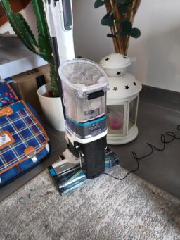 image client 2 Aspirateur sans fil Shark PowerPro IZ380EUT