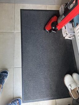 image client 3 Aspirateur Balai Bosch BBH3ALL23 Série 4 Flexxo