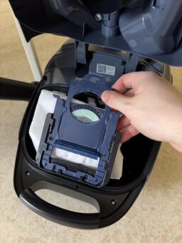 image client 3 Aspirateur avec Sac Electrolux Clean 500 EB51C1OG