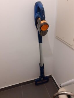 image client 3 Aspirateur Balai Philips FC6724-01