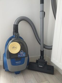 image client 3 Aspirateur sans Sac Philips Série 2000 XB2125-09