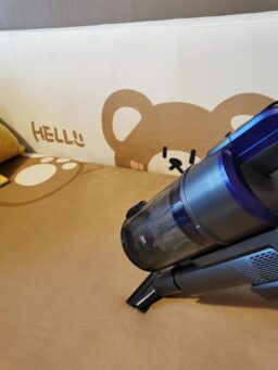 image client 3 Aspirateur Balai sans fil Redkey X18