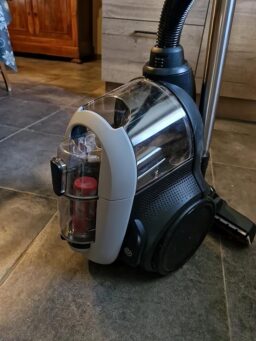 image client 4 Aspirateur Traineau Electrolux Animal 600 EL61A4UG
