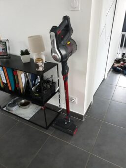 image client 4 Aspirateur Balai Hoover H Free 100 HF122GPT