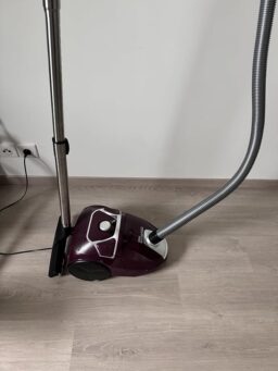 image client 4 Aspirateur avec Sac Rowenta RO3967EA Compact Power