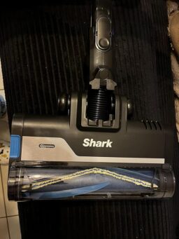 image client 4 Aspirateur Balai sans fil Shark PowerPro sans IZ370EU