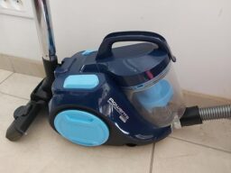 image client 6 Aspirateur sans Sac Rowenta Swift Power Cyclonic RO2981EA