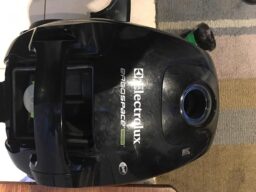 image client 6 Aspirateur Traîneau Electrolux UltraOne EUO9GREEN
