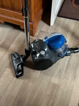 image client 6 Aspirateur Traîneau Eureka Whirlwind