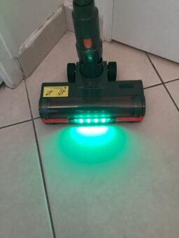 image client 6 Aspirateur sans fil Lubluelu G10