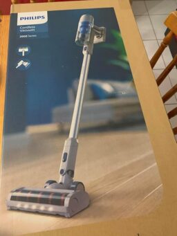 image client 6 Aspirateur Balai sans fil Philips Série 2000 XC2012-01