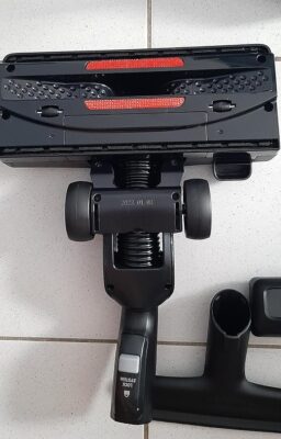 image client 6 Aspirateur sans Sac Rowenta Silence Force Cyclonic Effitech RO7935EA
