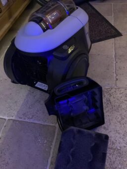 image client 7 Aspirateur sans Sac Electrolux Animal 500 EL51A2UG