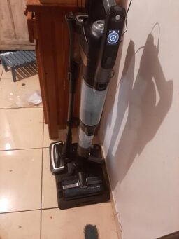 image client 7 Aspirateur et Serpillière Philips AquaTrio Série 9000