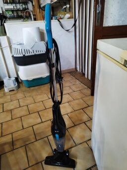 image client 8 Aspirateur Balai Filaire Générique R3S
