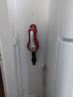 image client 8 Aspirateur Balai sans fil Hoover H Free100 HF122RH