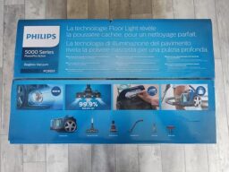 image client 8 Aspirateur sans Sac Philips 5000 Series FC9557-09