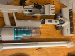 image client 8 Aspirateur Balai sans fil Philips Série 2000 XC2012-01