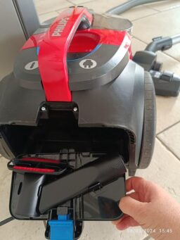 image client 8 Aspirateur sans Sac Philips PowerPro Expert FC9729-09