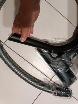 image client 8 Aspirateur sans Sac Rowenta Swift Power Cyclonic Ro2933Ea