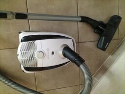 image client 8 Aspirateur Traîneau avec Sac Severin BC 7035
