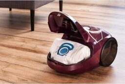 Image du fabricant 2 du Rowenta Compact Power aspirateur aubergine