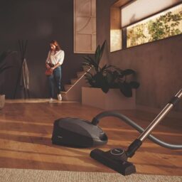 Image du fabricant 9 du Miele Classic C1 Pure Aspirateur Graphite