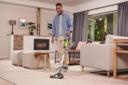 Image du fabricant 9 du RYOBI Aspirateur Balai 18V léger