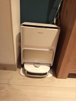 image client 1 Aspirateur Robot Laveur Autonome Eureka J12 Ultra