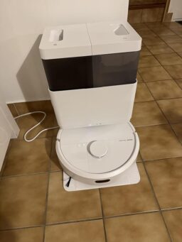 image client 1 Aspirateur Robot Laveur Irobot Roomba® Plus 405 Combo AutoWash™ Dock
