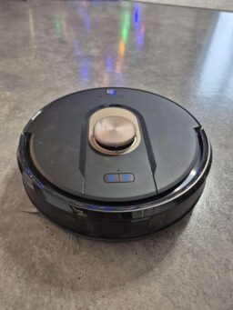 image client 1 Robot Aspirateur Laveur Vexilar Cleanova W9