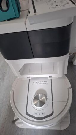 image client 10 Robot Aspirateur Laveur Rowenta RR9547E0