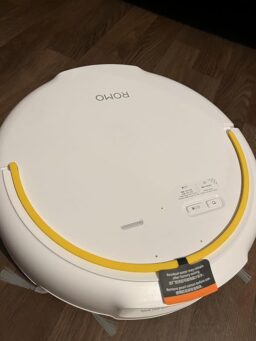 image client 2 Robot Aspirateur Laveur DJI ROMO S (CR8F CS8F)